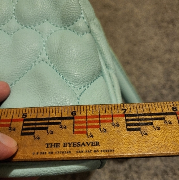 Betsey Johnson Mint Green Quilted Handbag with Gold Bow Clutches & Wristlets - Picture 4 of 15